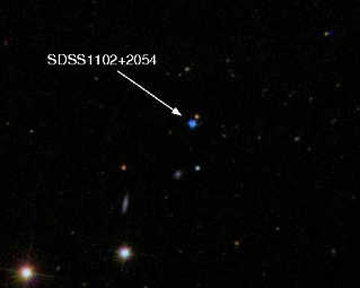 Белый карлик SDSS 0922+2928. Фото Слоановской программы цифрового обзора неба