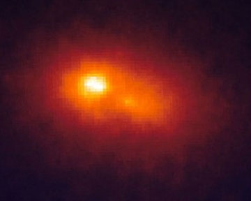 Двойное ядро в галактике Андромеды было обнаружено в 1993 году. Фото NASA