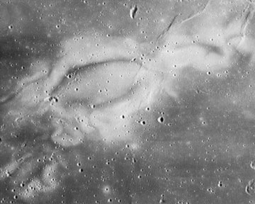 У Луны нет магнитного поля, но могут быть магнитные аномалии. Фото NASA