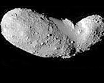 Астероид Итокава возник при рождении Солнечной системы. Фото Jaxa.jp