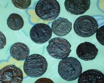 Общий вес найденных монет составил 160 килограммов. Фото garysdetecting.co.uk