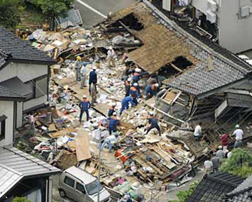 Землетрясение погубило и людей, и животных. Фото livejournal.com